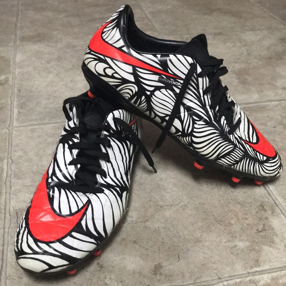 Nike NEYMAR Hypervenom soccer cleats